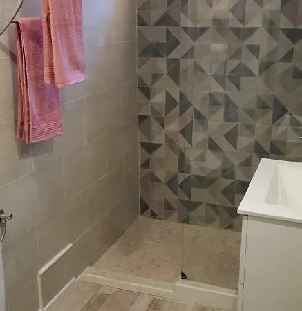 Lou Nidou, Centre * Nice